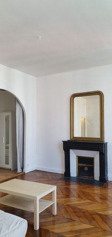 Location appartement meubléParis 75003