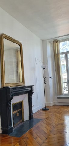 Location appartement meubléParis 75003