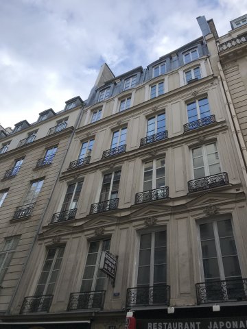 Location appartement meubléParis 75001