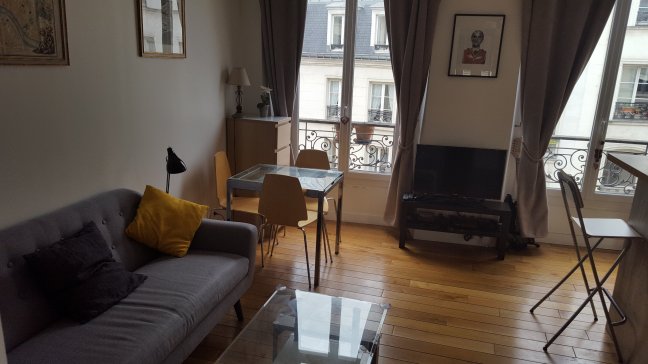 Location appartement meubléParis 75003