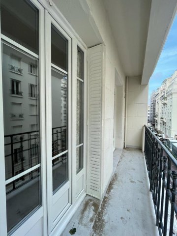 Location appartement meubléParis 75013