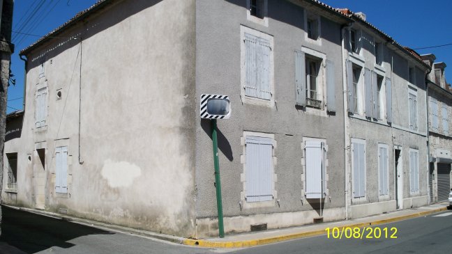 Vente immeuble Mansle 16230
